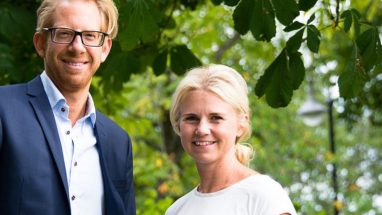 Erik Douglasson och Sara Janson är två av Hogias mest rutinerade experter på HR-frågor och omtyckta kursledare. De inleder dagen med nyheter, lagförslag och utredningar inom arbetsrättsområdet. 