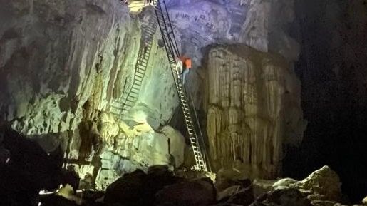 Vietnamese cave - small