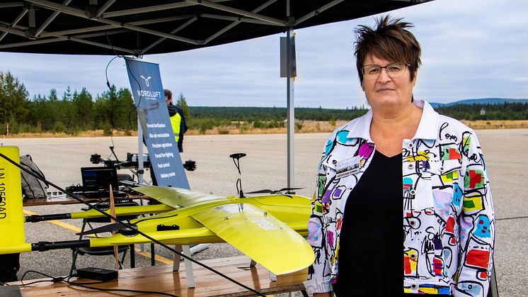 Pia Kristiansson, projektledare vid Region Västerbotten för ett projekt där man testar hur drönare kan introduceras i dagliga driften inom hälso- och sjukvården.