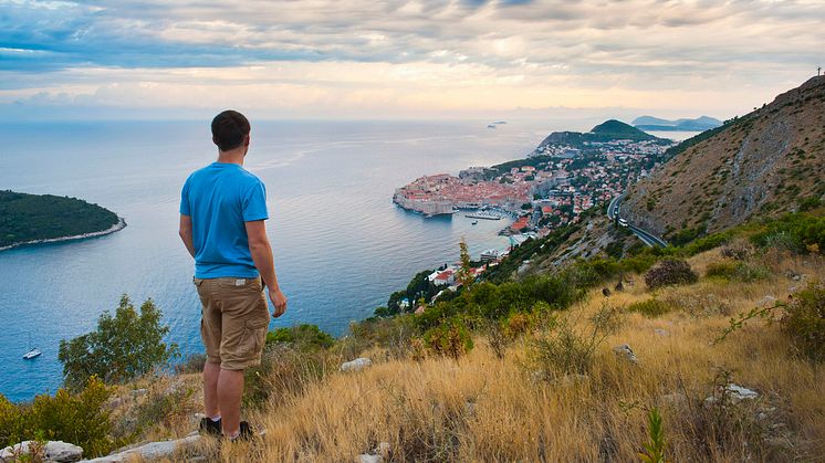 DEST_CROATIA_DUBROVNING_HIKING_MAN_ZARKOVICA_HILL_GettyImages-1280430257_Universal_Within usage period_84005