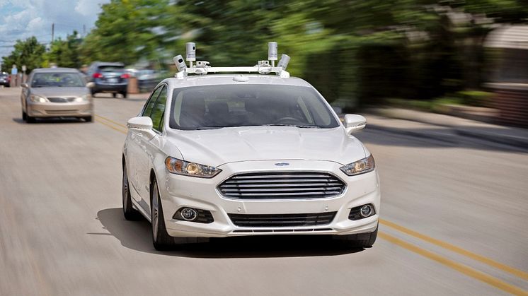 I løbet af fem år vil Ford lancere selvkørende biler uden hverken rat, bremse- eller gaspedal!