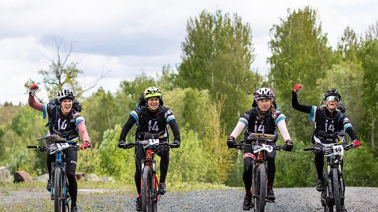 Hotell-VD och alpin skidstjärna tävlar i 70 mil Adventure Race