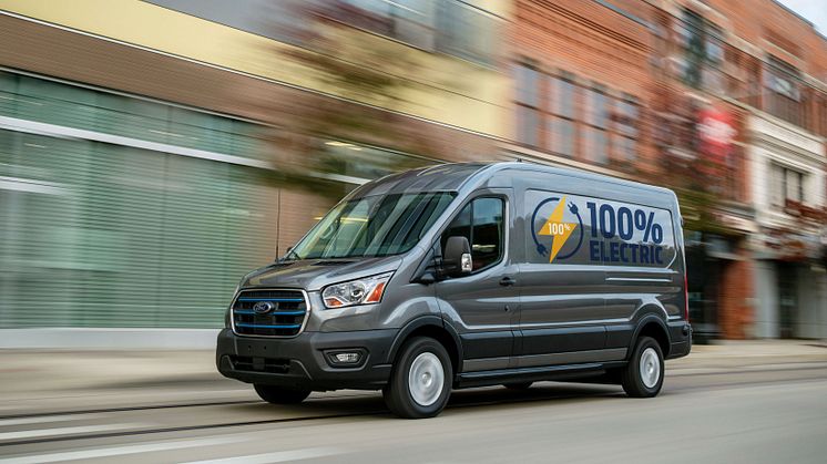 Ford prezintă E-Transit: primul model Transit 100% electric 