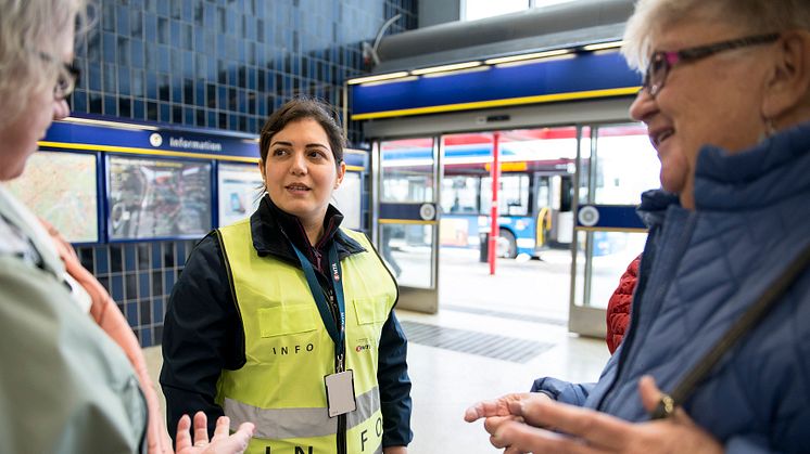 I oktober bjuder tunnelbanan in äldre resenärer till "prova-på-resor".