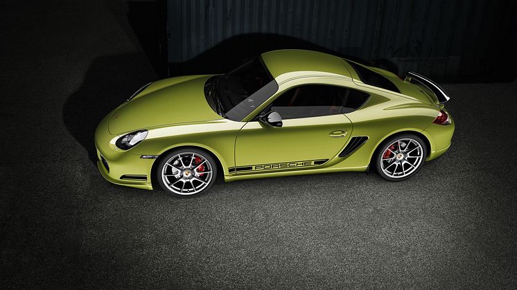 Liksom tidigare &#34;R&#34;-modeller har Cayman R namnet Porsche skrivet längs sidorna. Cayman R sida