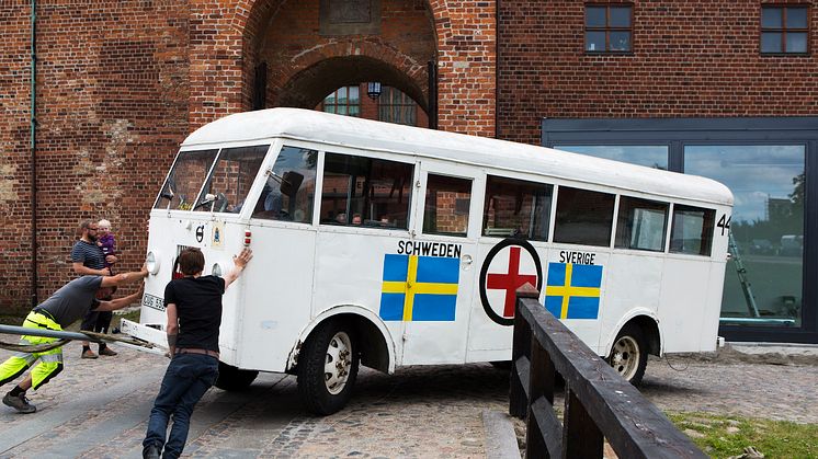Pressbild 1: Vita bussen på Malmöhus 