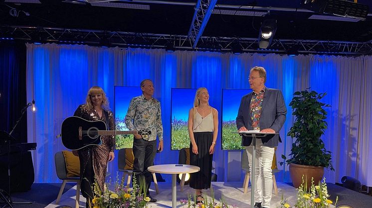 Rebecka Haak stod för underhållningen och bland talarna fanns prefekt Per Nylén, studentkårens ordförande Paulina Samuelsson samt rektor Martin Hellström.