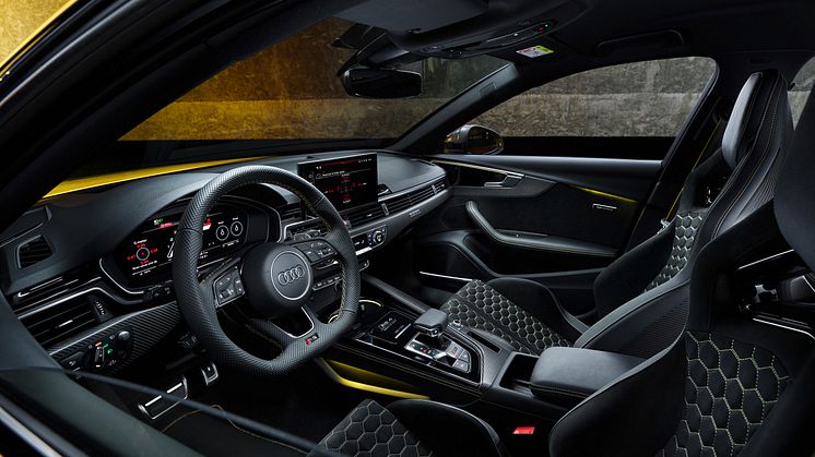 Audi RS 4 Avant edition 25 years - interiør