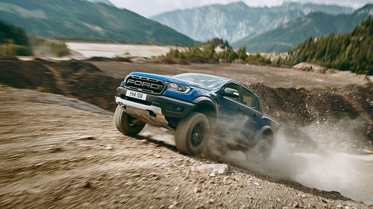 Uusi, väkivahva Ford Ranger Raptor saapuu Eurooppaan  – huippusuorituskykyinen avolava-auto ensiesittelyssä Gamescomissa