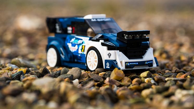 Ford, LEGO® Group a tým M-Sport představují stavebnici soutěžního vozu M-Sport Ford Fiesta WRC