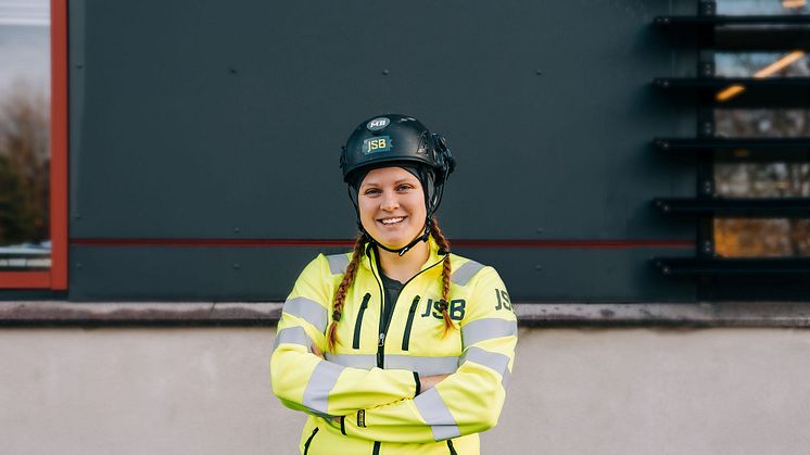 Cajsa Holmqvist, 26 år och Byggnadsträarbetare på JSB valdes i helgen till ny ordförande för Unga Byggare, Byggnads ungdomsorganisation.