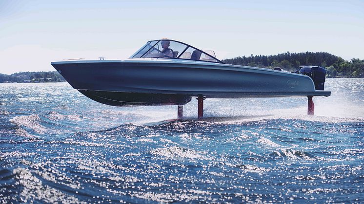 ​Flying Electric Boat Startup Candela gets backing from TED Curator Chris Anderson