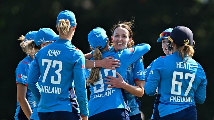 Cross stars as England Women open ODI series with win over Ireland 