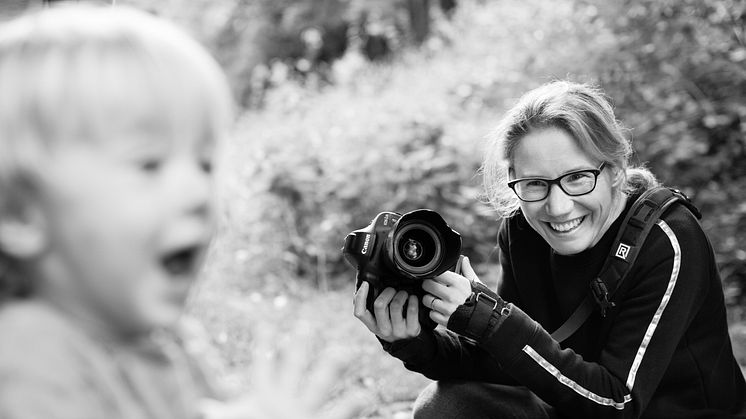 Canon ambassador and family photographer Helen Bartlett