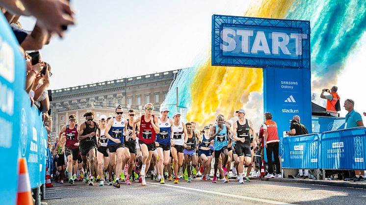 Starten på Ramboll Stockholm Halvmarathon 2024. Foto: Jonas Persson