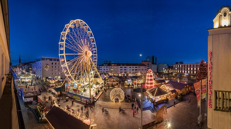 BHV Weihnachtsmarkt große Kirche © Jan Hoffmann/Erlebnis Bremerhaven