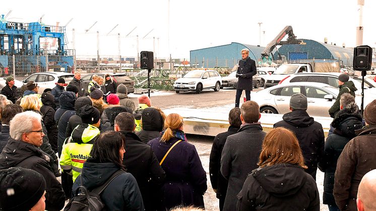 Göteborgs Hamns vd Magnus Kårestedt, Trafikverkets generaldirektör Lena Eriksson och Thord Sandahl från operatören Sandahls Goods & Parcel talade under invigningen av Arken kombiterminal.