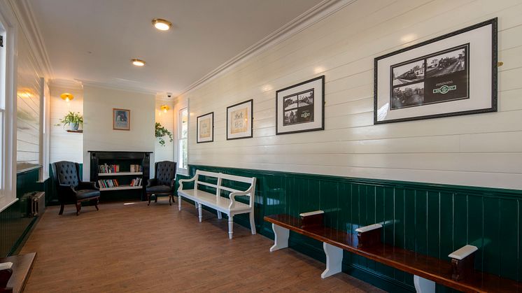 Southern's new heritage-style platform waiting room at Eridge