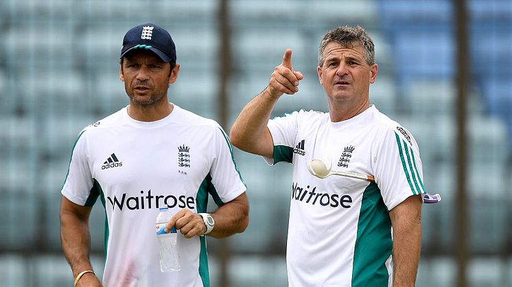 Steven Rhodes (right) pictured with Mark Ramprakash