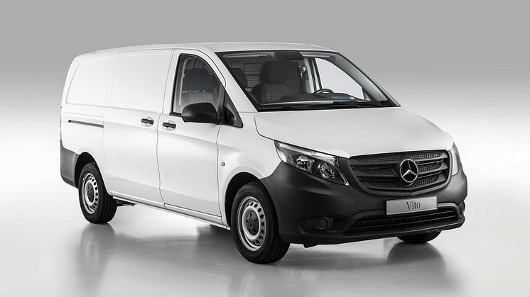 Mercedes först med online-försäljning av transportbilar