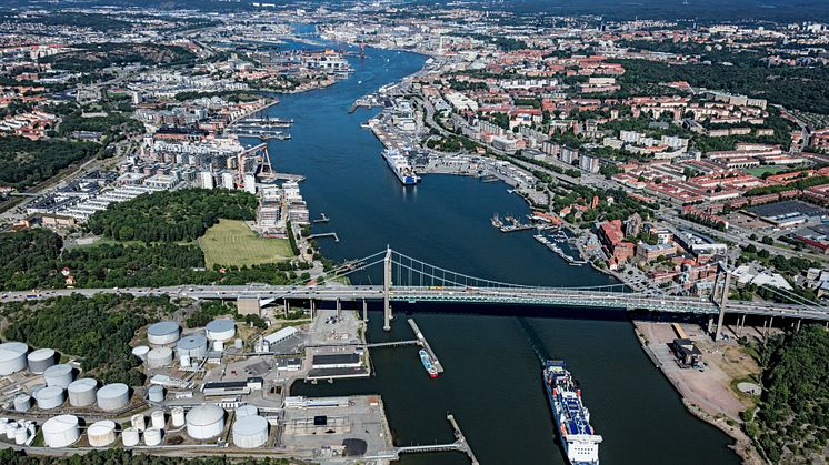 All trafik över och under Hisingsbron och de båda järnvägsbroarna vid Marieholm omfattas av de nu framtagna samverkansreglerna.