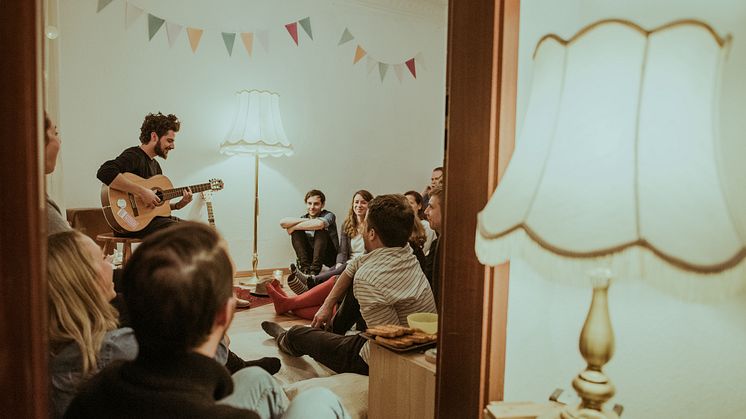 Matteo Capreoli für MUSIC CREATES WATER auf der heimischsten Bühne der Welt