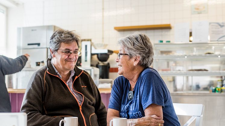 En frukost på Skåne Stadsmission är mer än bara ett näringsrikt mål - det ger också gemenskap. Foto: Apelöga