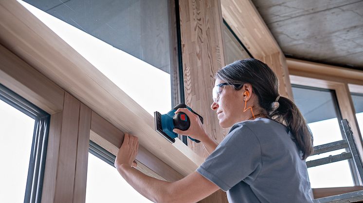 Två nya excenterslipar från Bosch Professional på 12V och 18V