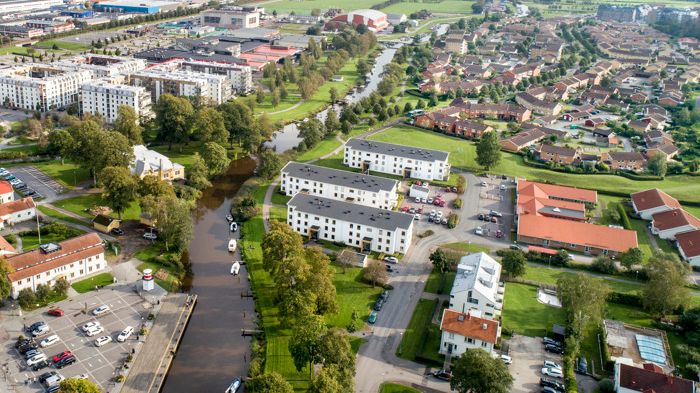 Nu är årets första uppföljning och prognos för Kungsbacka kommun framtagen och den pekar på ett starkt ekonomiskt resultat. Foto: Kungsbacka kommun