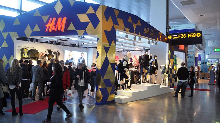 Stockholm Arlanda Airport välkomnar H&M i ny kostym på Arlanda