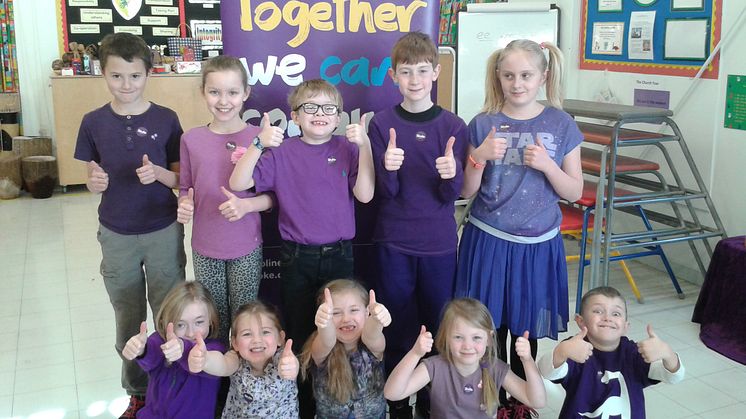 ​Kingsclere school children get their crafting caps on for the Stroke Association