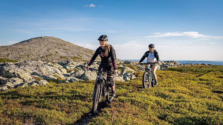 Trysil Bike Arena fylder 10 år – og nu åbner cykelsæsonen hos SkiStar