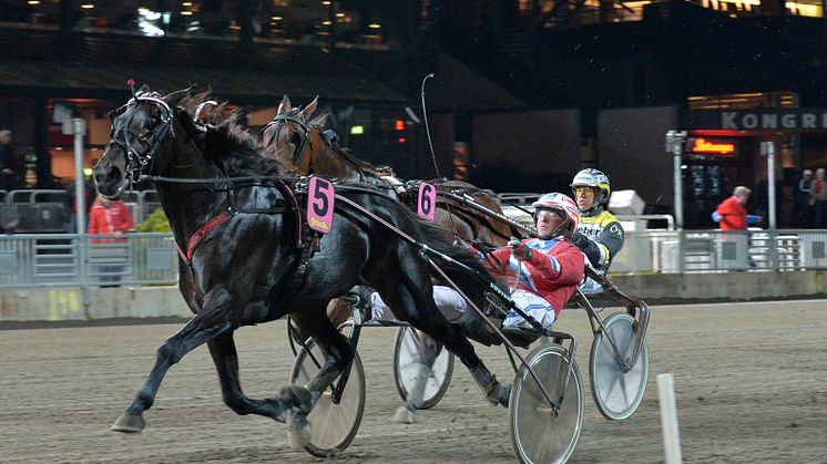 V75-finaler med Solvalla Grand Prix och Konung Carl XVI Gustafs Silverhäst