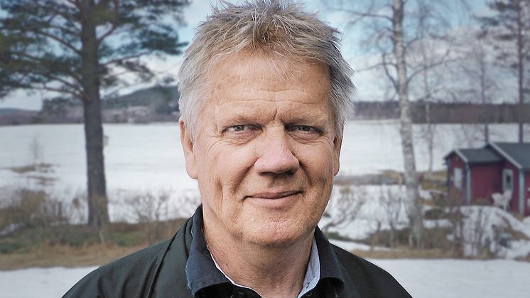 Under många år irriterade sig Sven-Olof på hur svårt det är att få överblick över kryddorna och var frustrerad över dubbletter och utgångna datum på kryddburkar som stått gömda.