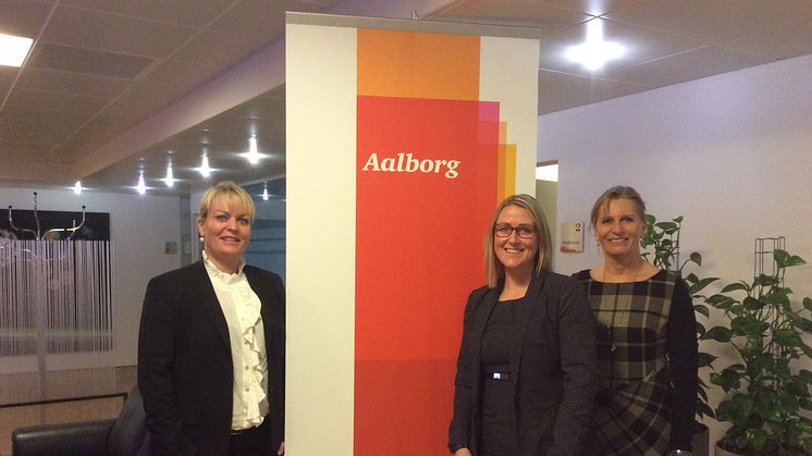 Fra venstre: Senior manager i PwC, Mette Krog,  Louise Rostbøll Hald Pedersen, nyansat Consultant og Marianne Fogh Jørgensen, partner i PwC