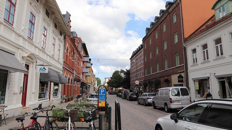 Bild över Storgatan i Trollhättans centrum. Foto: Trollhättans Stad