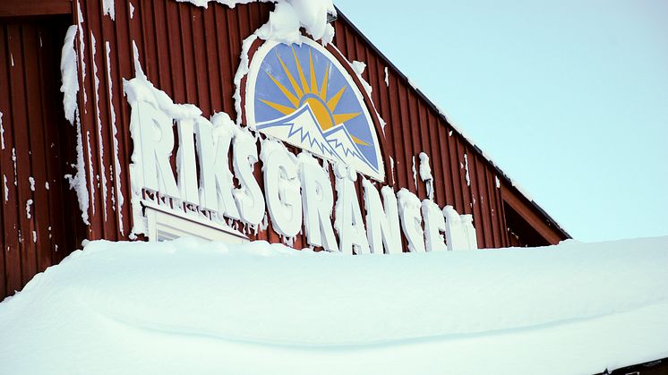 Riksgränsen öppnar - säsongsstart med 120 cm natursnö.