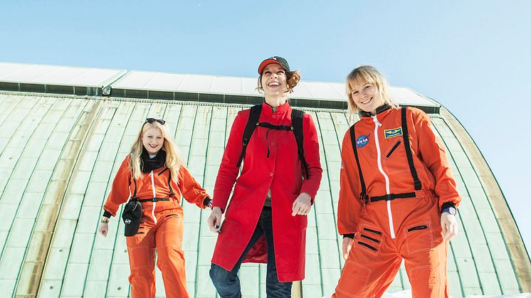 Hundratals Geek Girls i stjärnspäckat möte på Tekniska museet