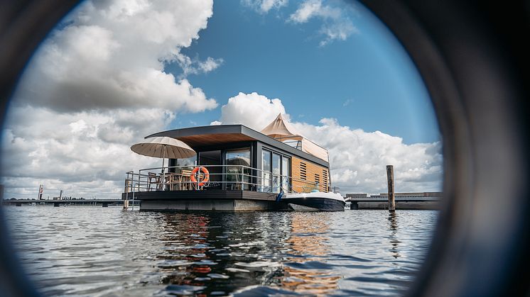 New swimming houses on Lake Baerwalde Copyright FHG 