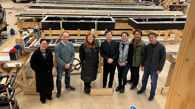 Representanter för AISIN med Chief Electric Leader Mr Shizuo Abe i täten träffar Elonroads CEO Karin Ebbinghaus och COO Anna Wieslander i Lund.