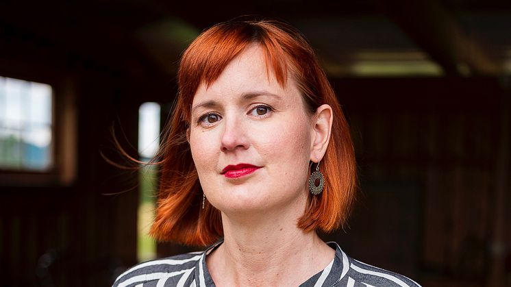 Maria Broberg, författare till boken Bakvatten. Foto: Norstedts