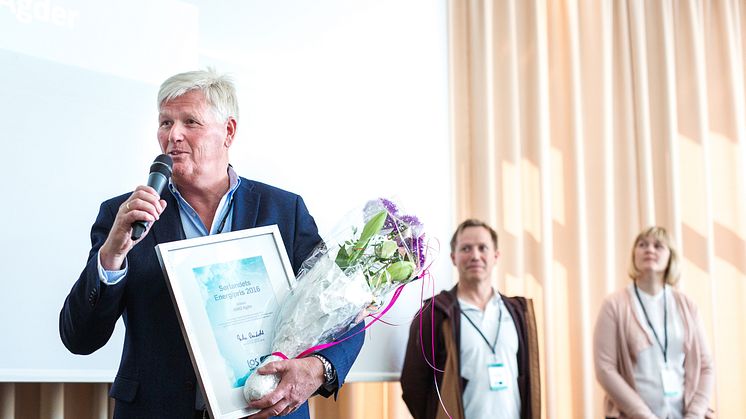 Topp tre virksomheter i kategorien bedrift 2016 var Sørlandsbadet, Eramet Norway Kvinesdal og ASKO Agder. Sistenevnte stakk av med seieren, her representert med administrerende direktør Peder Syrdalen.