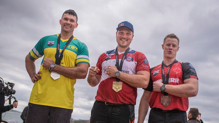 Laurence O’Toole, Australien, Matt Cogar, USA, och Stirling Hart, Kanada, tog topplaceringarna i Champions Trophy. 