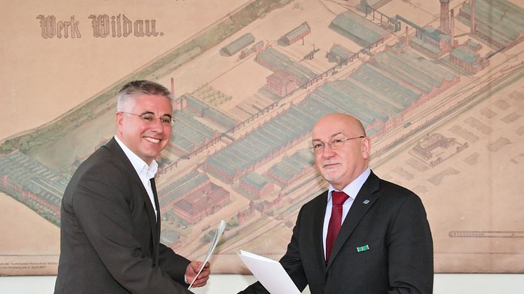 Kooperationsvereinbarung mit dem Oberstufenzentrum Recht Berlin unterzeichnet