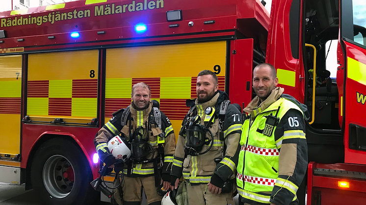 Brandmän från Räddningstjänsten Mälardalen ser fram emot att fler utbildar sig till brandmän.
