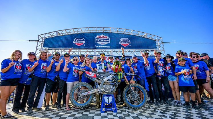 AMAモトクロス選手権 450MX　トマック選手とYZ450Fがチャンピオンに輝き、スーパークロスと二冠を達成