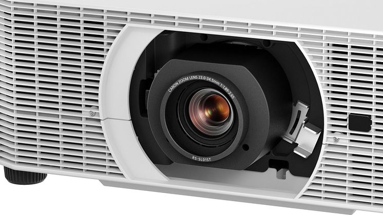 Canon uudistaa projektorimalliston innovatiivisilla ja laadukkailla asennusmalleilla 