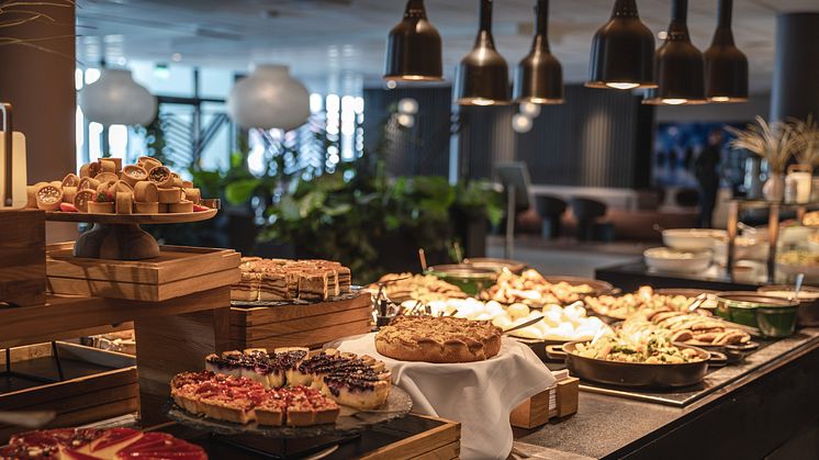 desserts-lunch-restaurant-conference-buffet-quality-airport-hotel-værnes