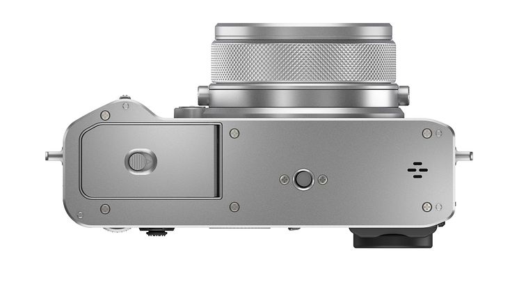 GFX100RF_bottom_silver.jpg
