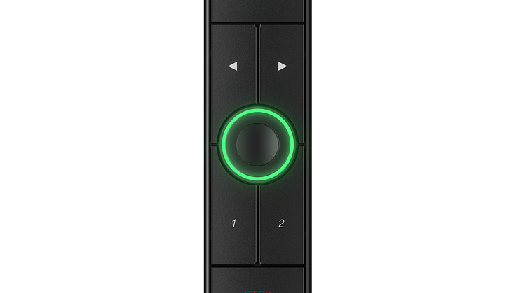 010-03197-01_03_APK10_autopilot_vertical_HR_front.png
